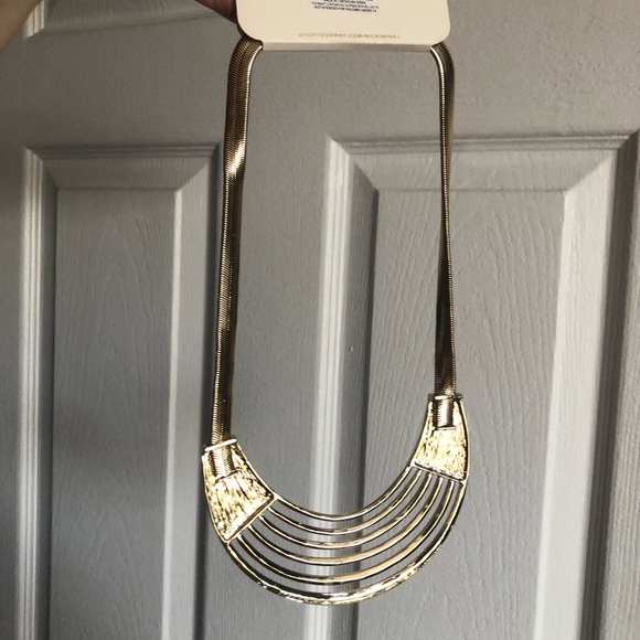 Gold statement necklace - Picture 3 of 4